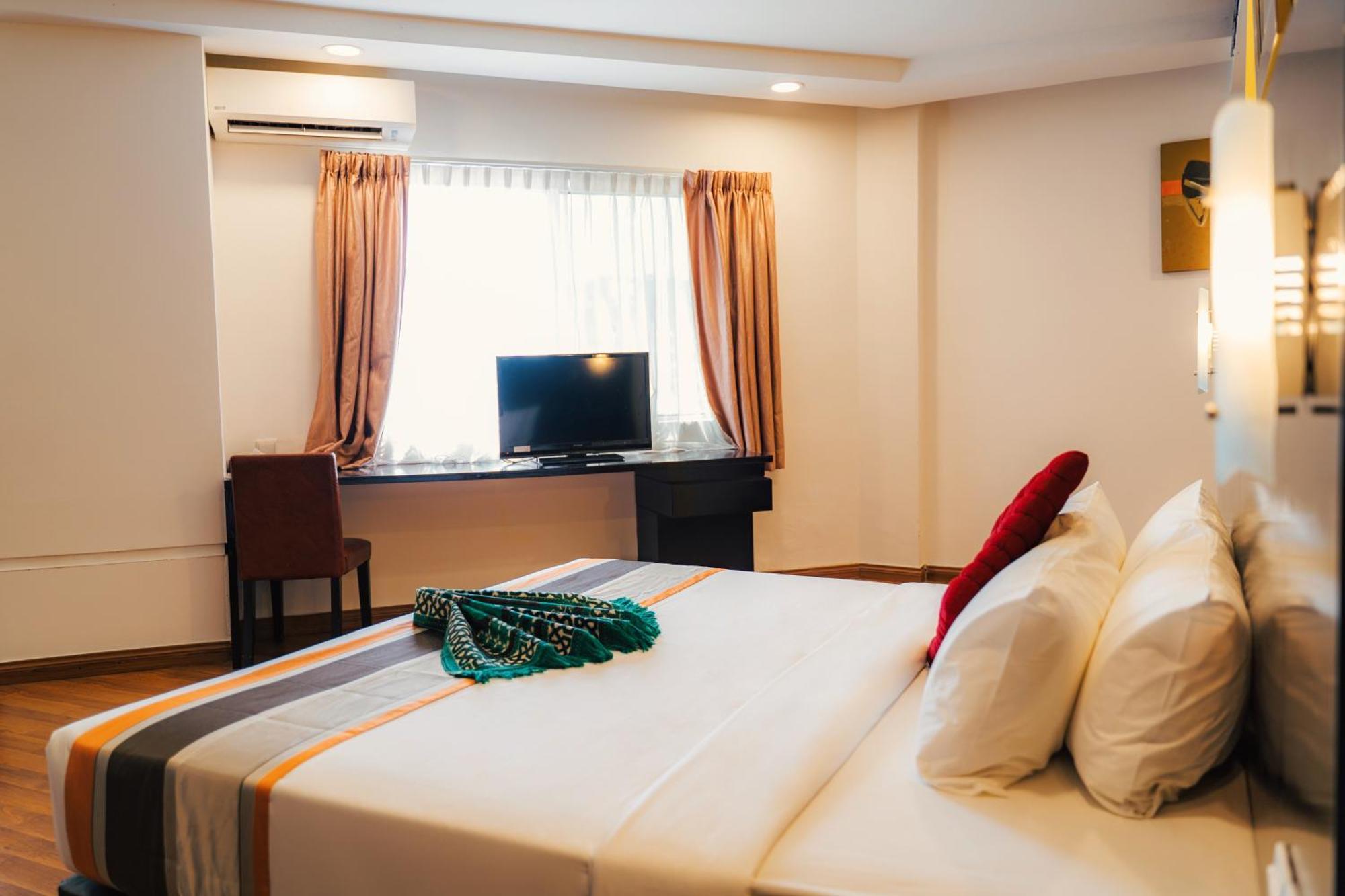 Hotel Sentral Riverview Melaka Екстериор снимка